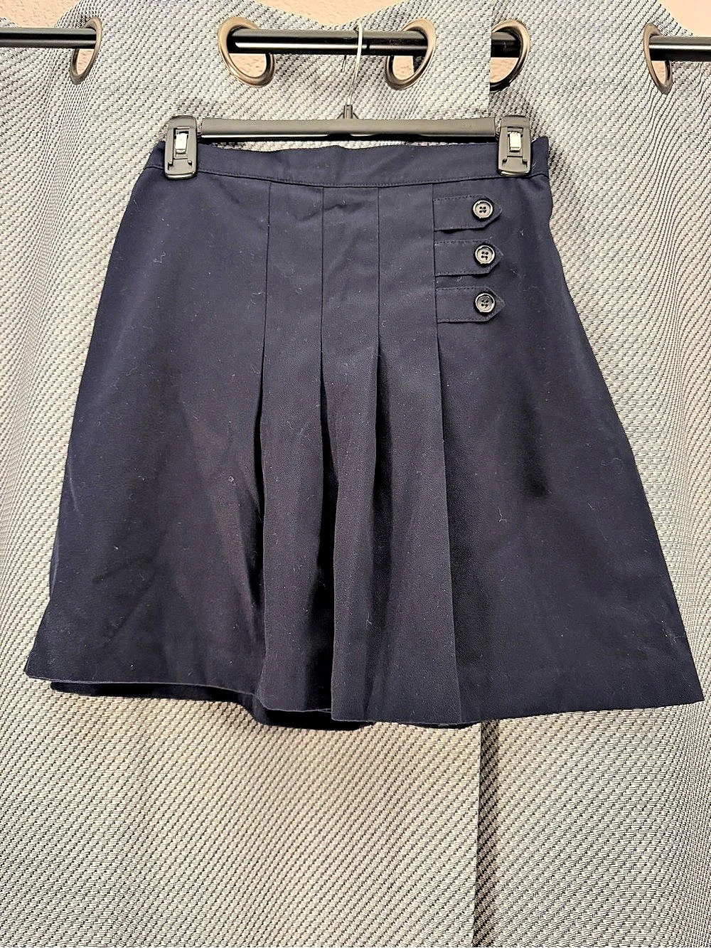 All Uniform Wear Navy Blue Uniform Pleated Skirt
Size: 18 (Girls)